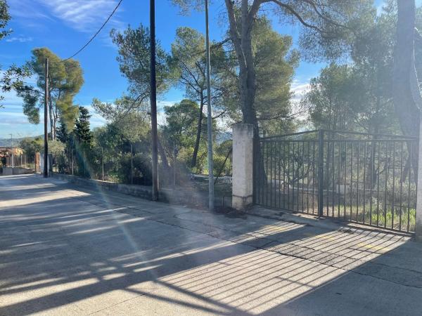 Terreno en calle de la Creu de Sussalba, 9 photo 2