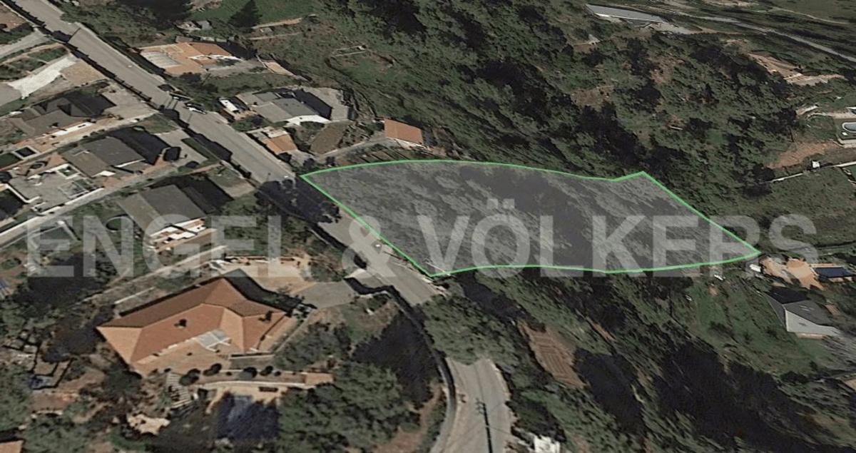 Terreno en venta en Cervelló, Barcelona photo 3