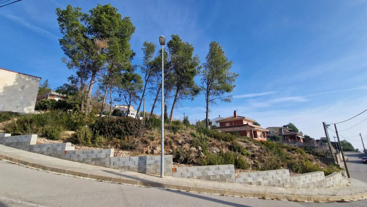 Terreno en venta en Corbera de Llobregat, Barcelona photo 2