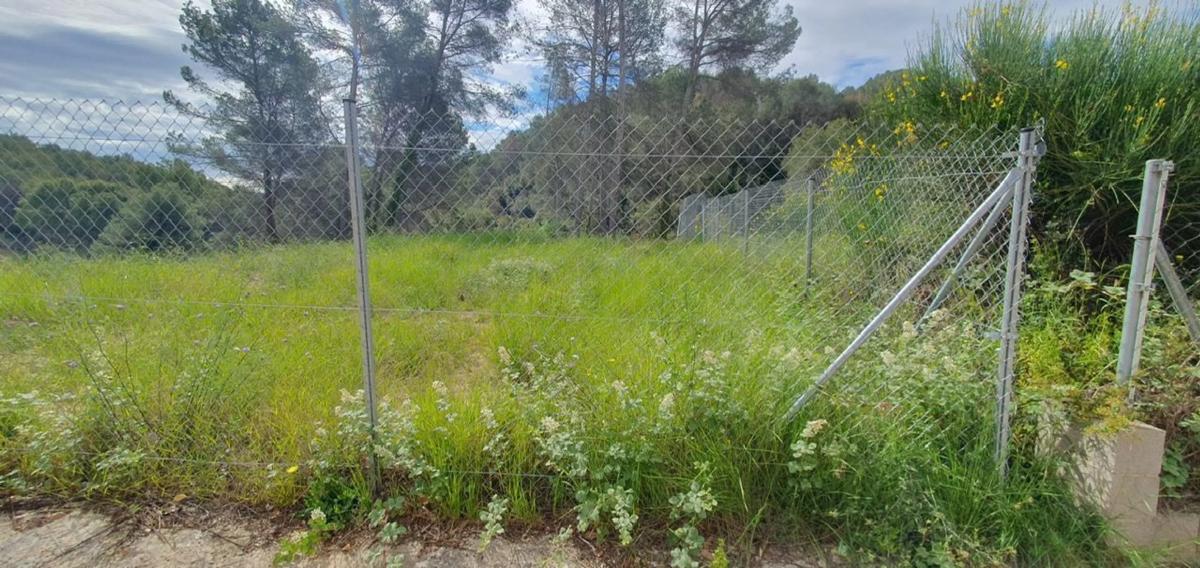 Terreno en venta en Corbera de Llobregat, Barcelona photo 2