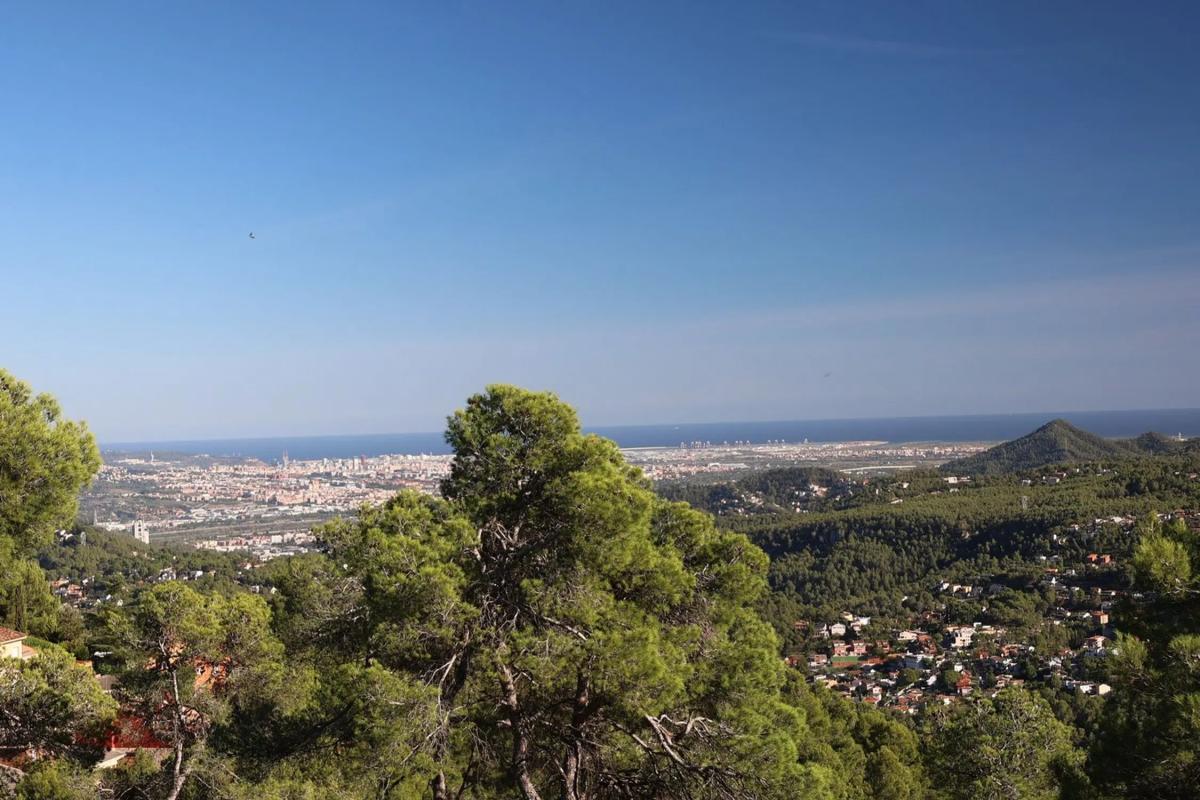 Terreno en venta en Corbera de Llobregat, Barcelona photo 1