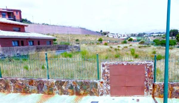 Terreno en Sant esteve Sesrovires photo 3