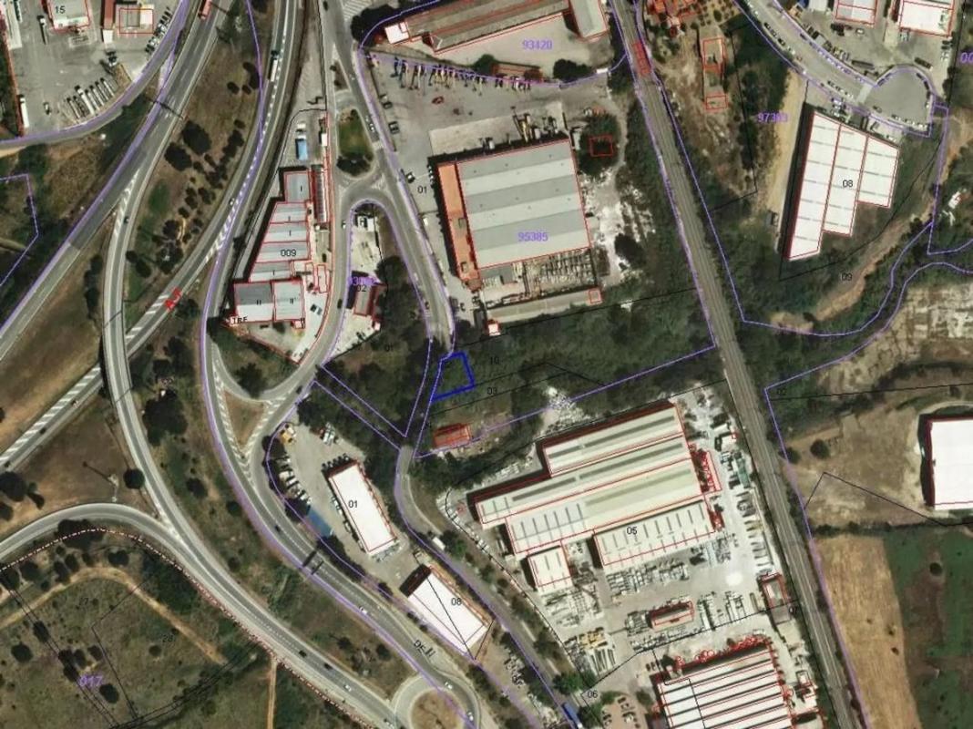 Terreno en venta en Martorell, Barcelona photo 2