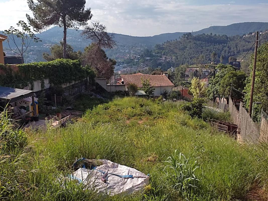 Terreno en venta en Vallirana, Barcelona photo 4