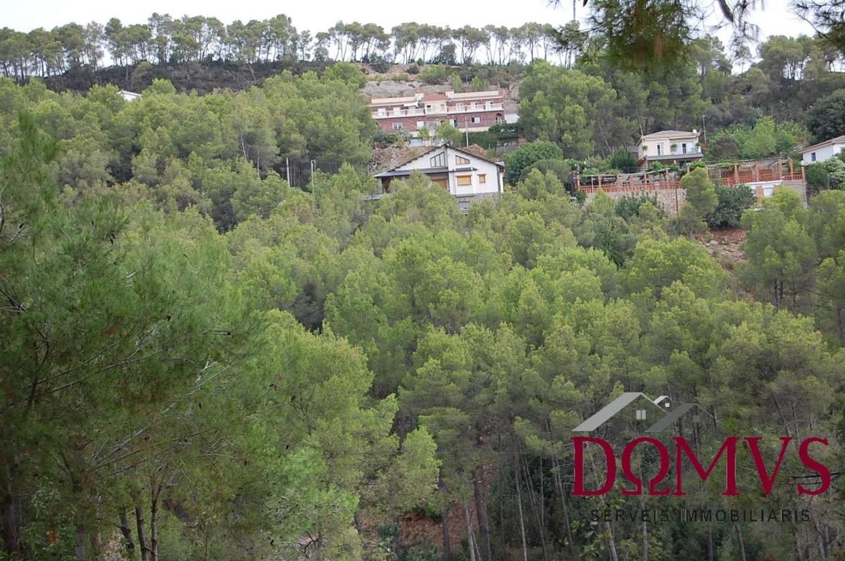 Terreno en venta en Cervelló, Barcelona photo 3