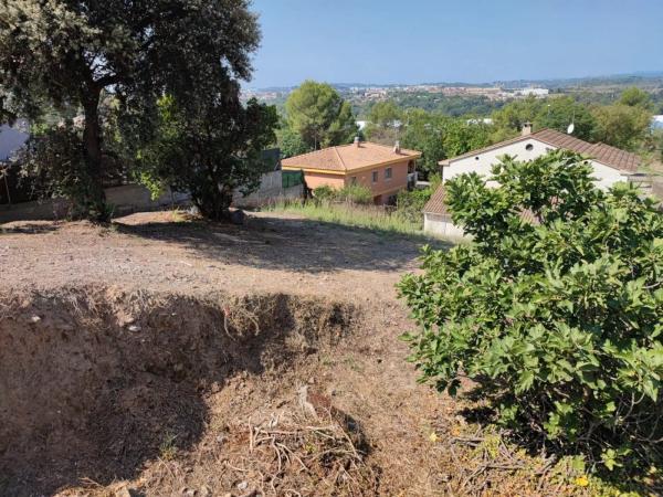 Terreno en Abrera thumbnail 1