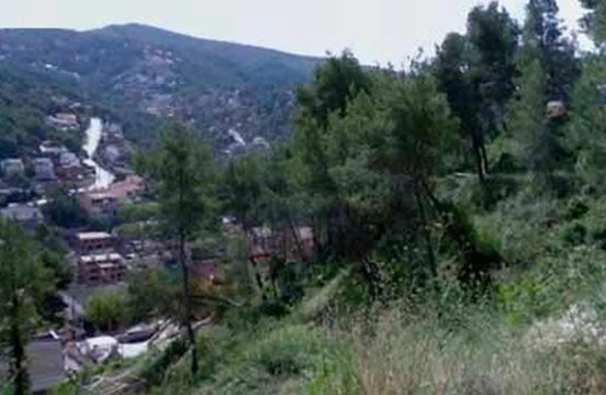 Terreno en venta en Vallirana, Barcelona photo 4