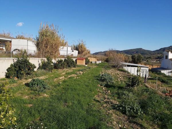 Terreno en avenida Salvador Dalí photo 2