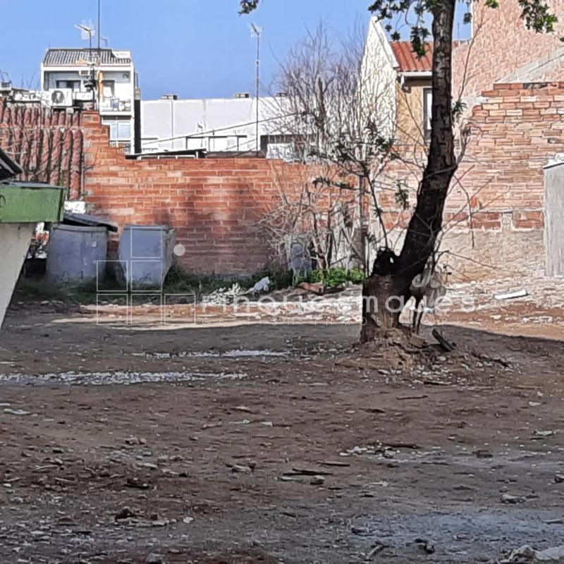 Terreno en venta en Olesa de Montserrat, Barcelona photo 2
