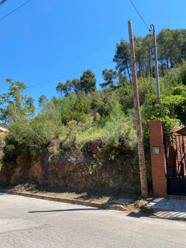 Terreno en venta en Vallirana, Barcelona photo 4