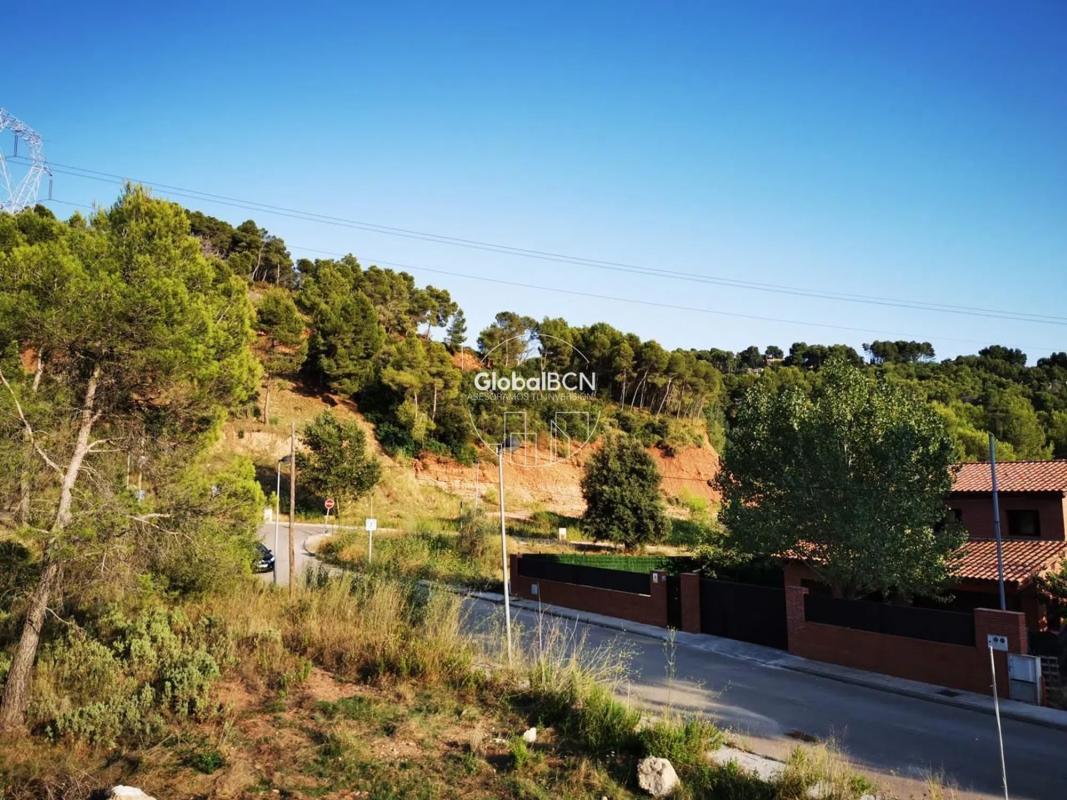 Terreno en venta en Corbera de Llobregat, Barcelona photo 5