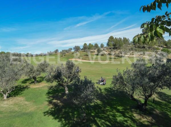 Terreno en Sant esteve Sesrovires photo 2