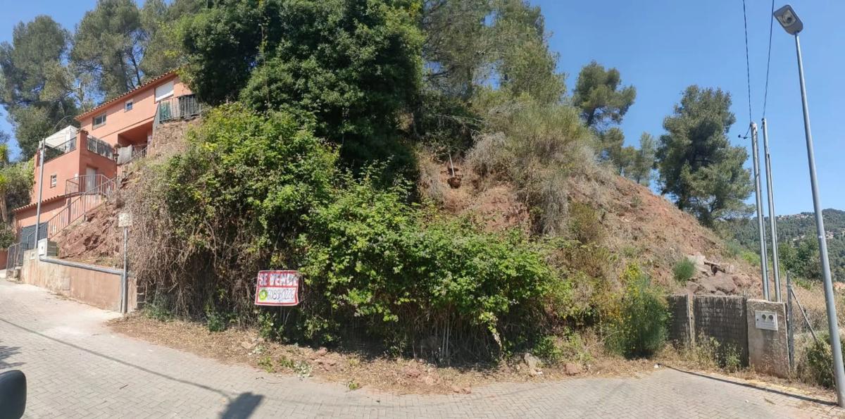 Terreno en venta en Corbera de Llobregat, Barcelona photo 3