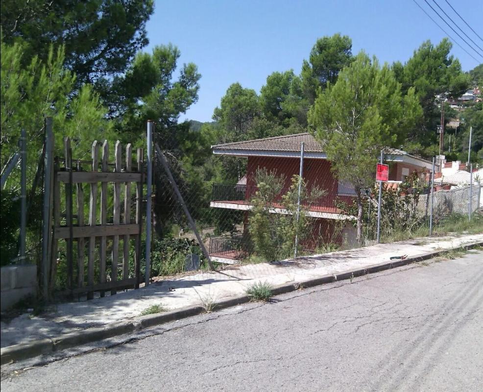Terreno en venta en Corbera de Llobregat, Barcelona photo 3