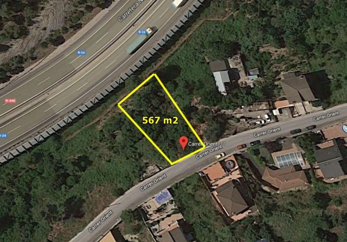 Terreno en venta en Cervelló, Barcelona photo 3