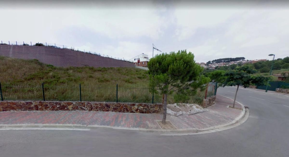 Terreno en venta en Sant esteve Sesrovires, Barcelona photo 3