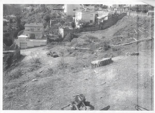 Terreno en Vallirana photo