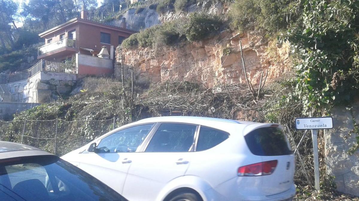Terreno en venta en Vallirana, Barcelona photo 5