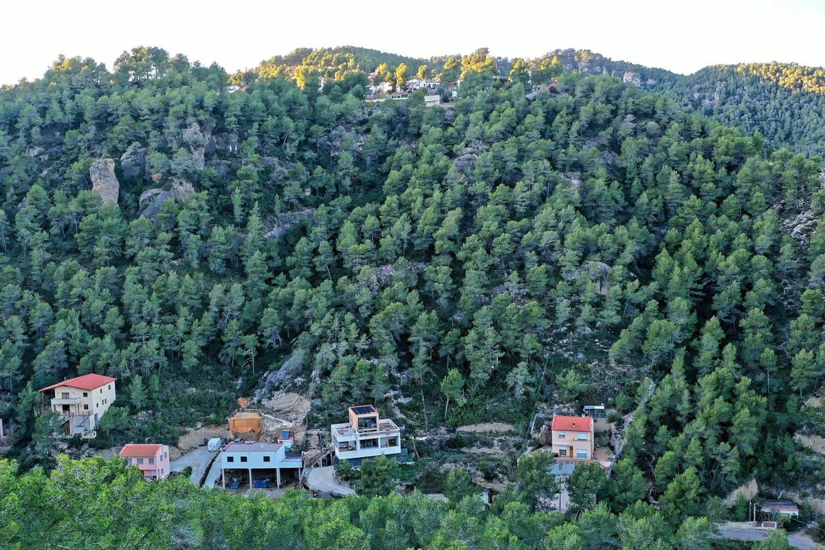 Terreno en venta en Vallirana, Barcelona photo 3