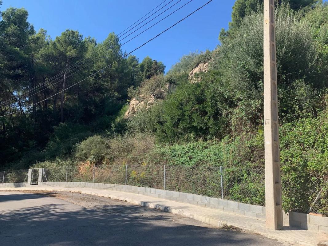 Terreno en venta en Vallirana, Barcelona photo 3
