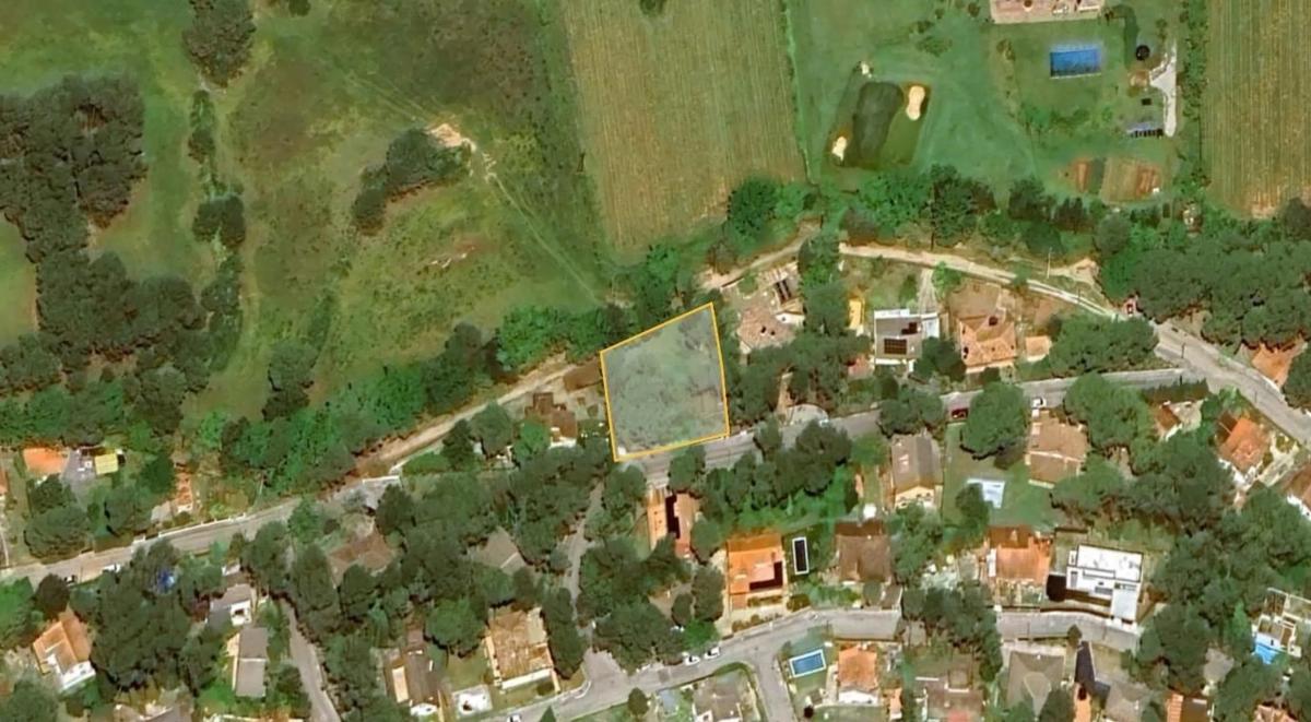 Terreno en venta en Begues, Barcelona photo 3