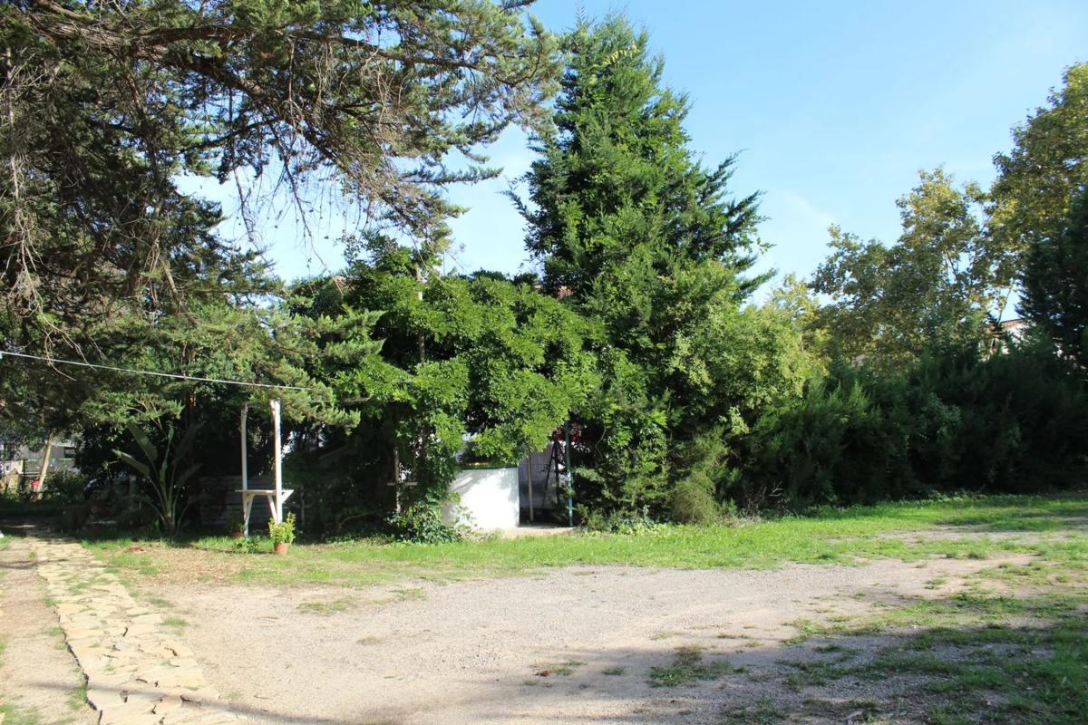 Terreno en venta en Begues, Barcelona photo 3