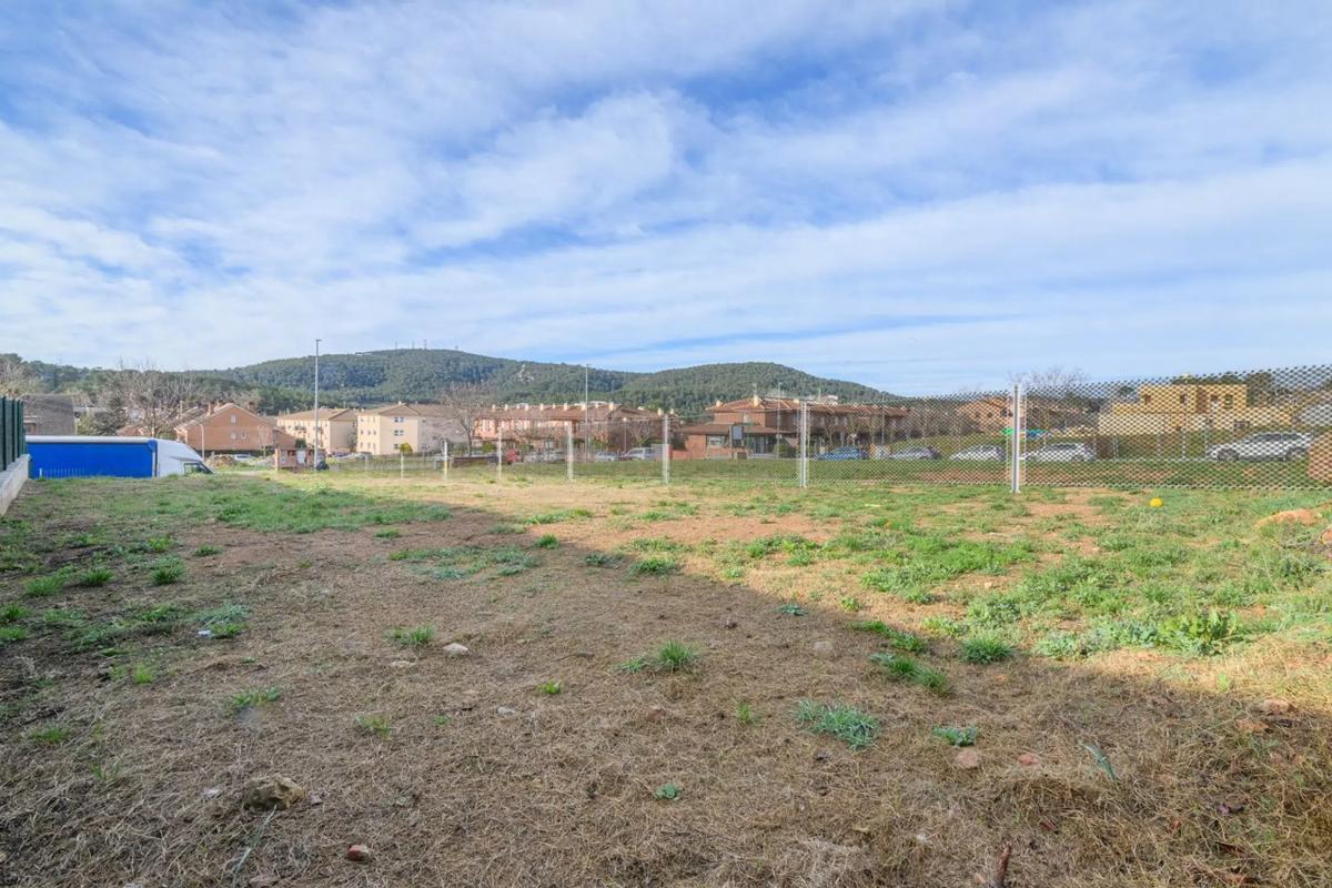 Terreno en venta en Begues, Barcelona photo 3