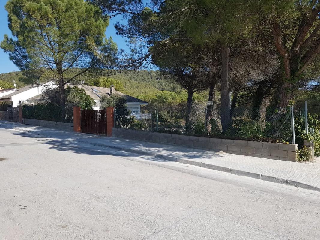 Terreno en venta en Begues, Barcelona photo 3