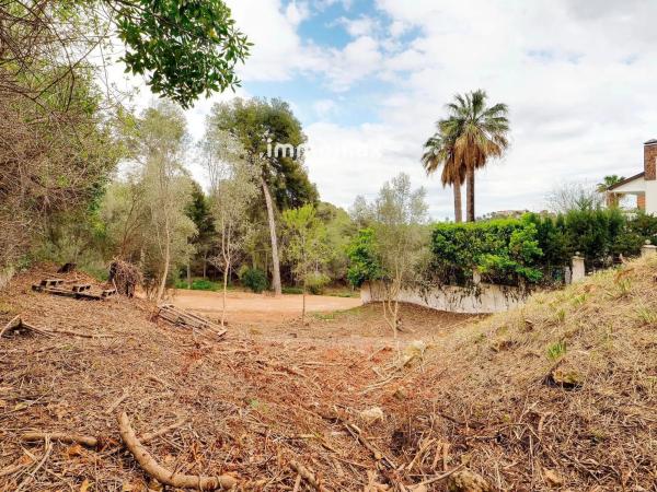 Terreno en paseo de Can Solé thumbnail 1
