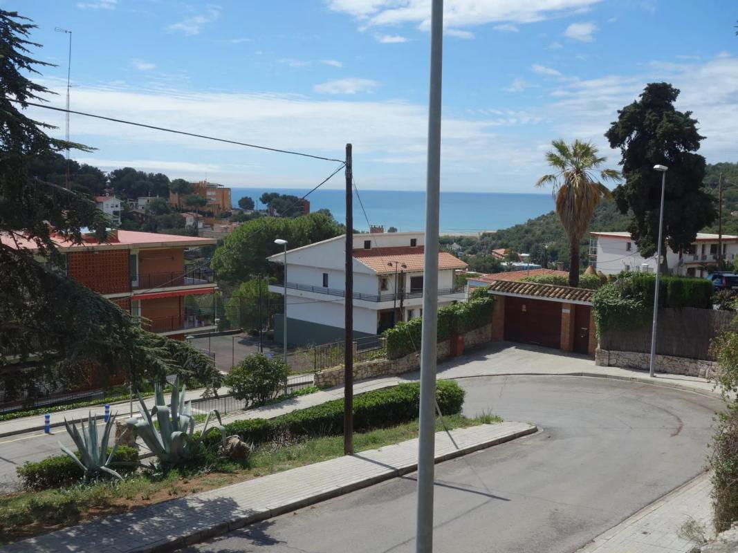 Land for sale in Castelldefels, Barcelona photo 2