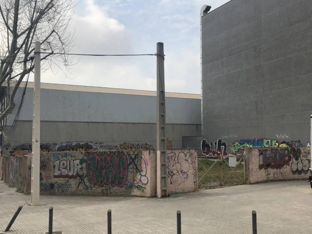 Land for sale in Cornellà de Llobregat, Barcelona photo 3