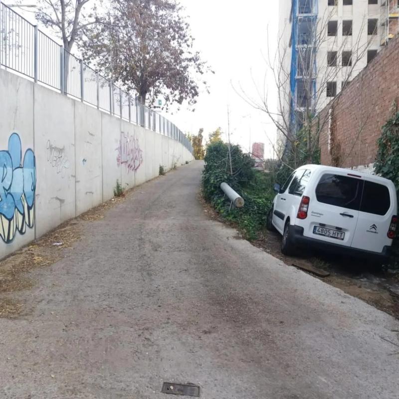 Terreno en venta en Cornellà de Llobregat, Barcelona photo 3