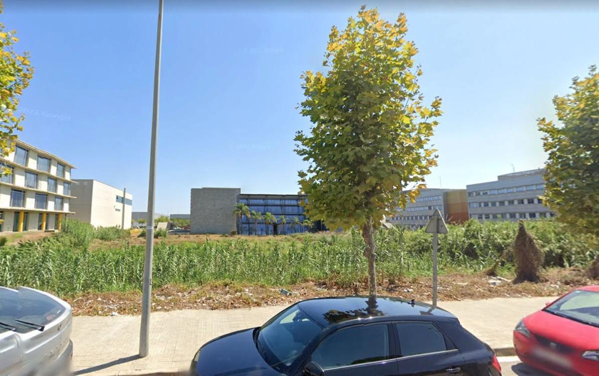 Terreno en venta en El Prat de Llobregat, Barcelona photo 5