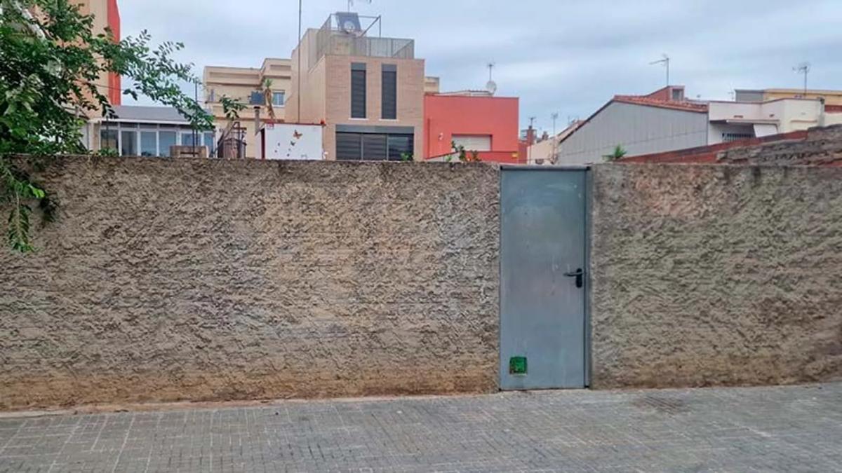Działka na sprzedaż w El Prat de Llobregat, Barcelona photo 1