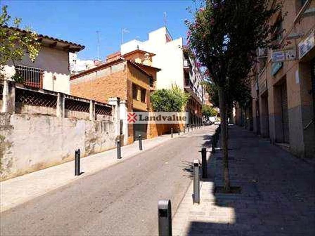 Terreno en venta en Esplugues de Llobregat, Barcelona photo 3