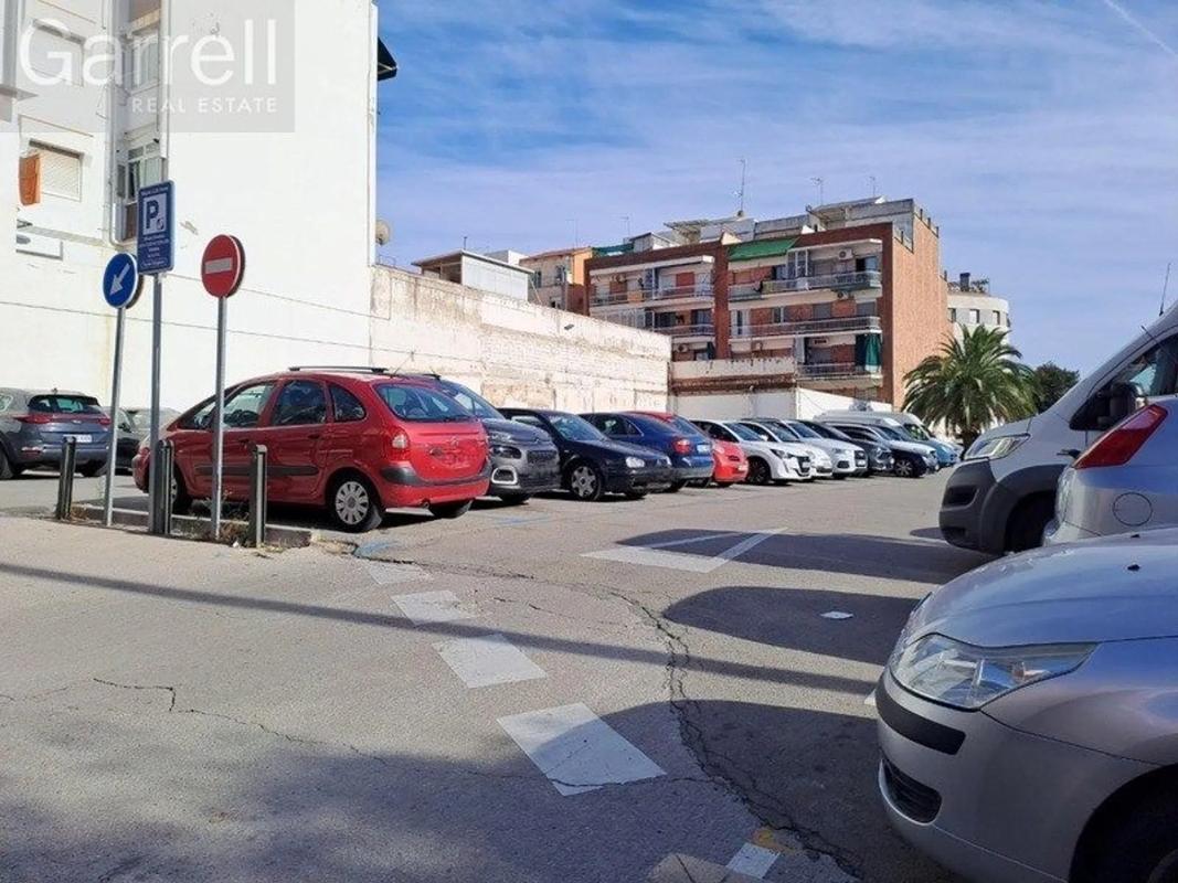 Terreno en venta en Esplugues de Llobregat, Barcelona photo 4