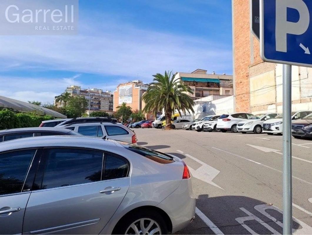 Terreno en venta en Esplugues de Llobregat, Barcelona photo 5