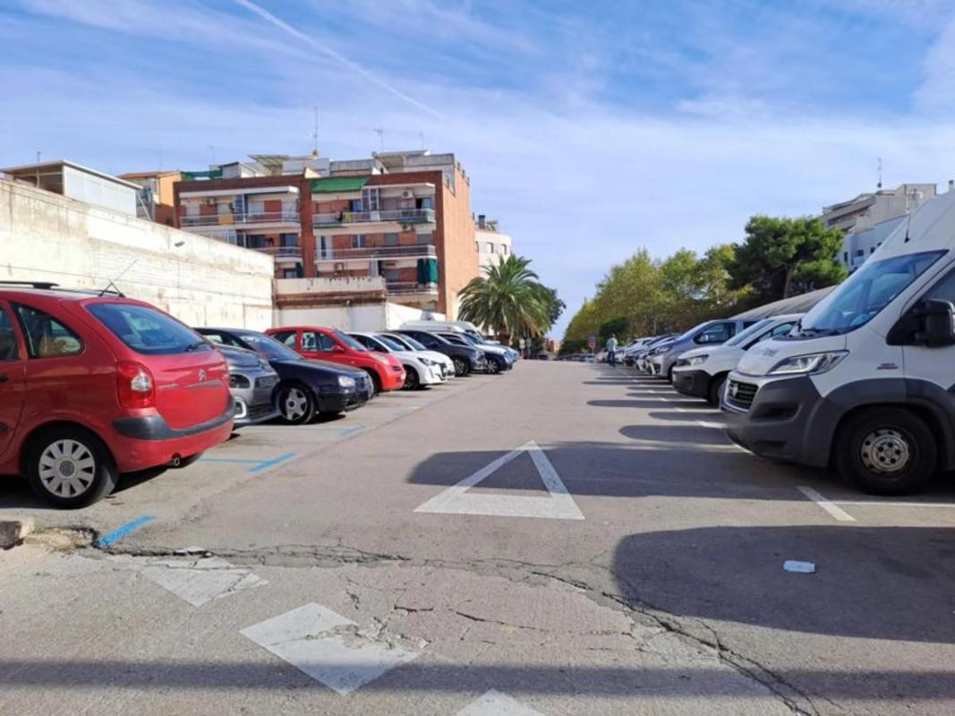 Terreno en venta en Esplugues de Llobregat, Barcelona photo 3