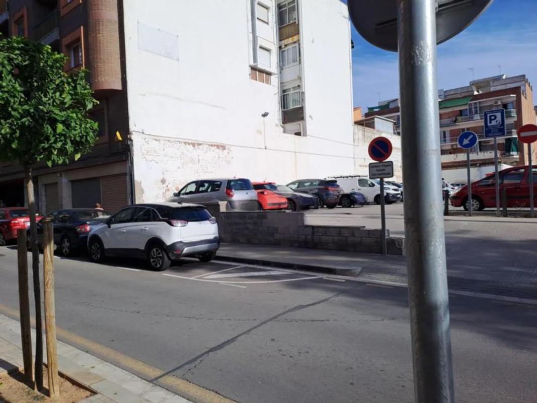 Terreno en venta en Esplugues de Llobregat, Barcelona photo 4