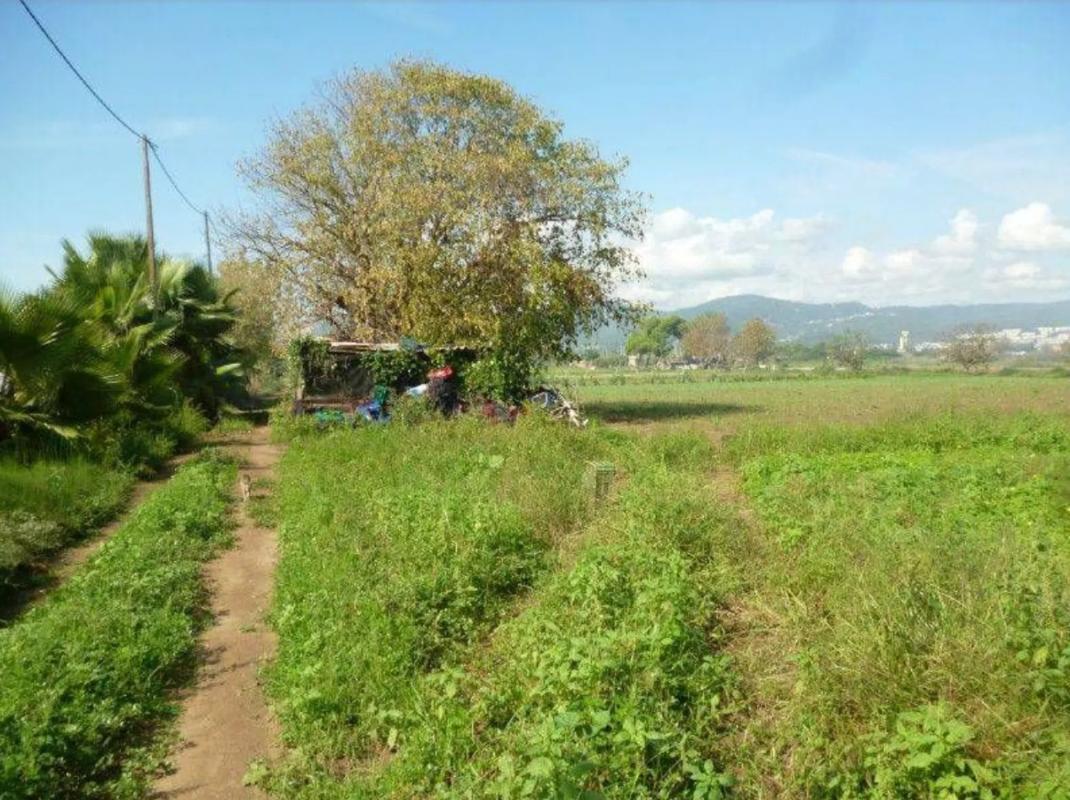Terreno en venta en Gavà, Barcelona photo 1