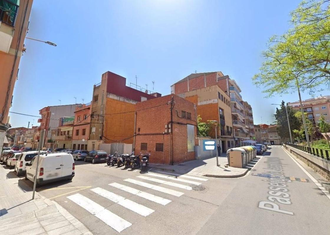 Terreno en venta en Gavà, Barcelona photo 1