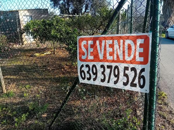 Terreno en B-210 s/n sn photo 1