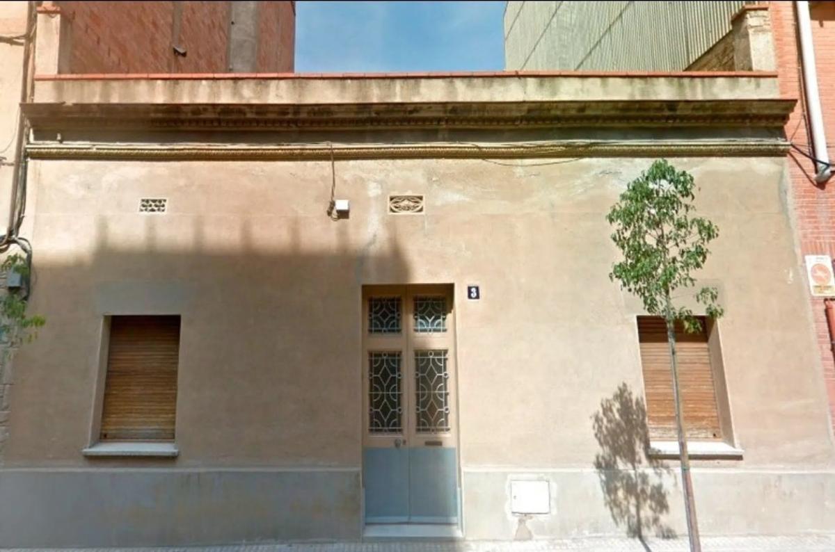 Terreno en venta en Molins de Rei, Barcelona photo 2