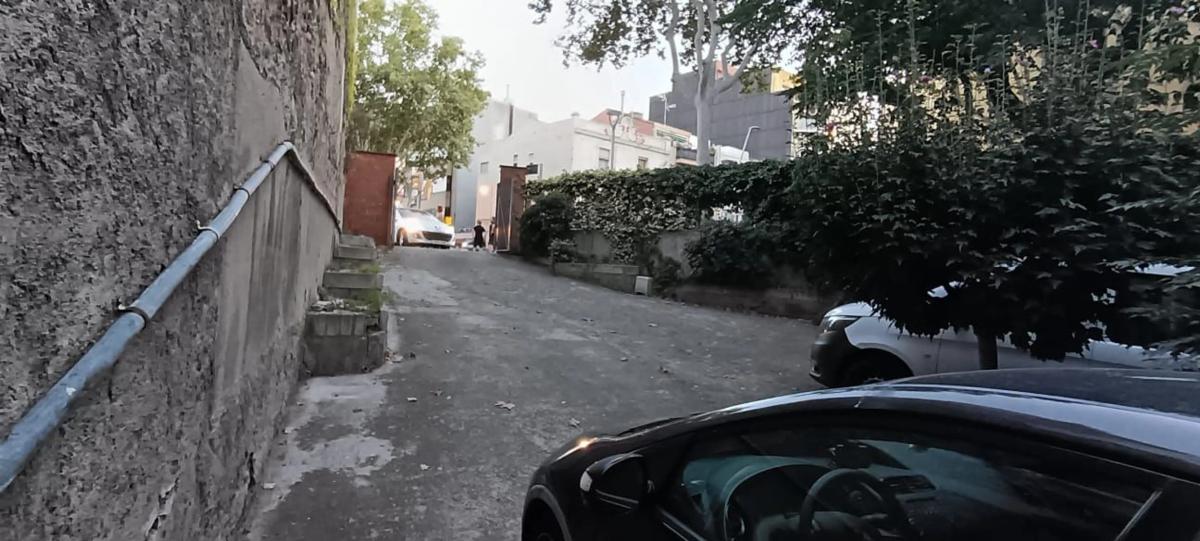 Участок земли на продажу в Моли́нс-де-Рей, Барселона photo 2