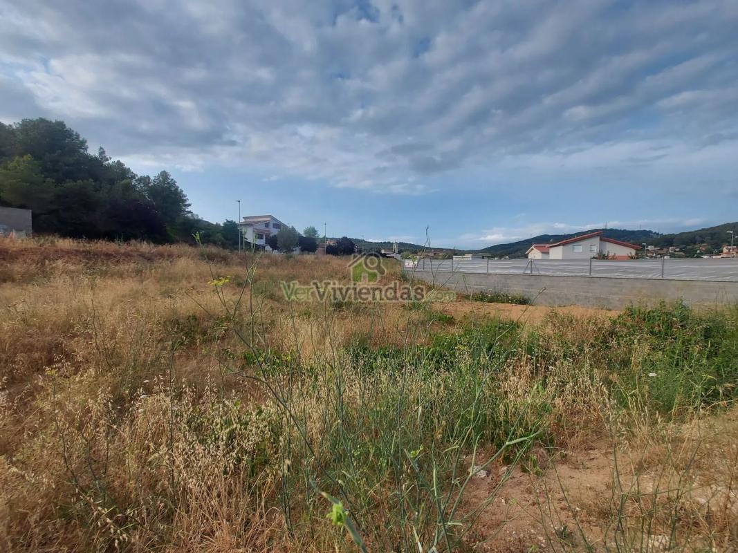 Участок земли на продажу в Оле́са-де-Бонесва́льс, Барселона photo 3