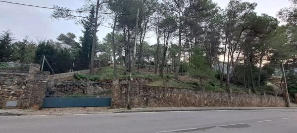 Terreno en Diputacio photo 2