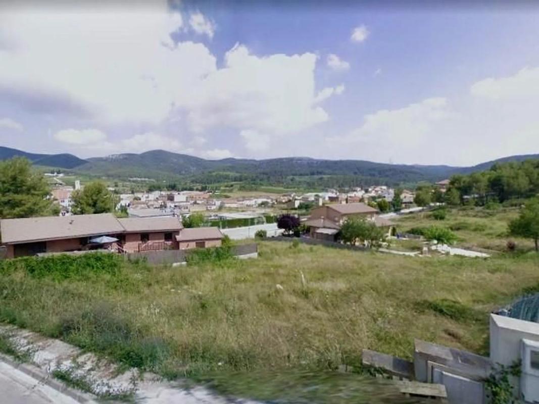 Terreno en venta en Olesa de Bonesvalls, Barcelona photo 2