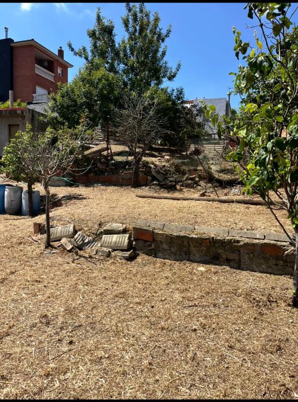 Terreno en venta en Sant Boi de Llobregat, Barcelona photo 1