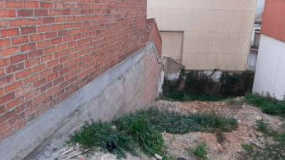 Terreno en venta en Sant Boi de Llobregat, Barcelona photo 1