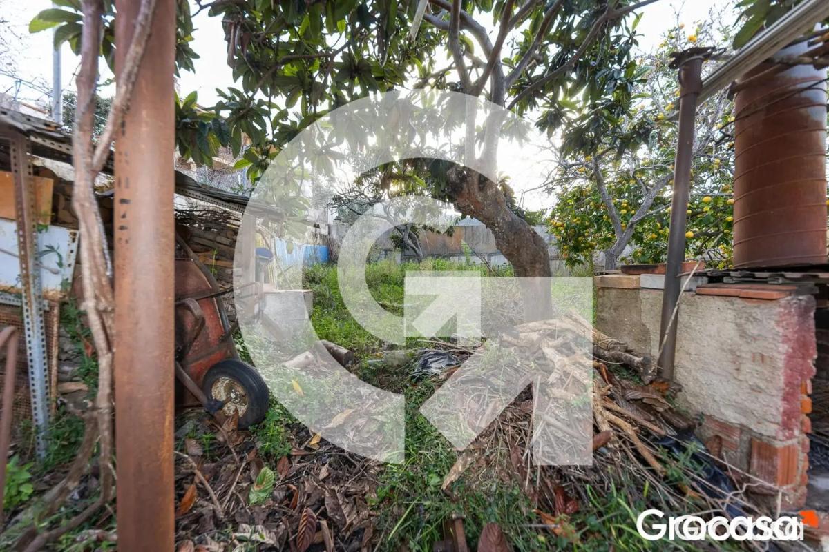 Terreno en venta en Sant Boi de Llobregat, Barcelona photo 2